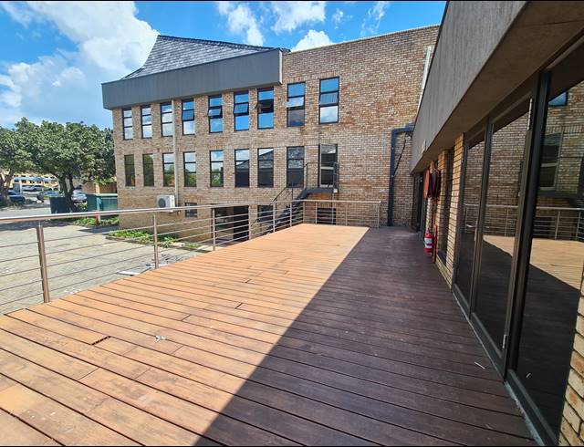 277M² OFFICE TO LET IN HURLINGHAM
